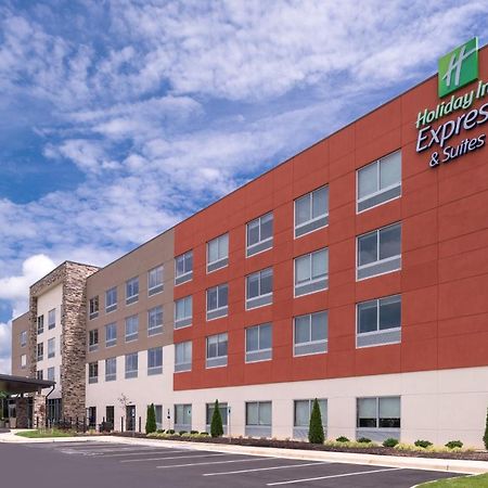 Holiday Inn Express & Suites Farmville By Ihg Экстерьер фото