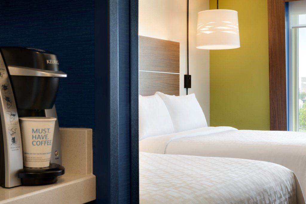 Holiday Inn Express & Suites Farmville By Ihg Экстерьер фото