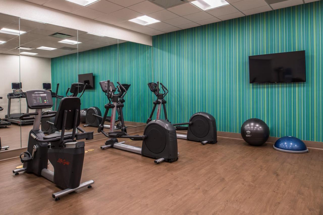 Holiday Inn Express & Suites Farmville By Ihg Экстерьер фото